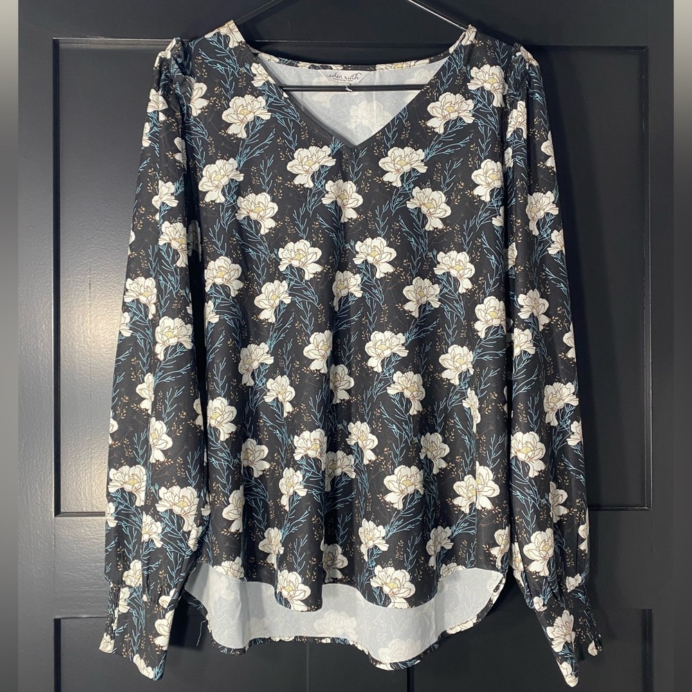 4/$16 Eden Ruth Top